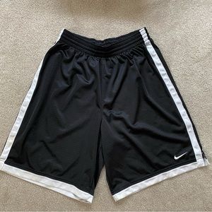 Nike Basketball Black White Stripe Drawstring Mesh Shorts L